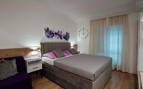Apartments Tina